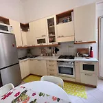 Roma Center City Wonderful And Big Apartment